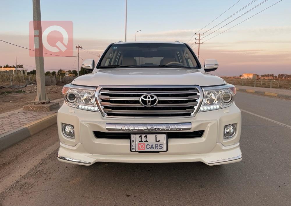 تويوتا لاندكروزر